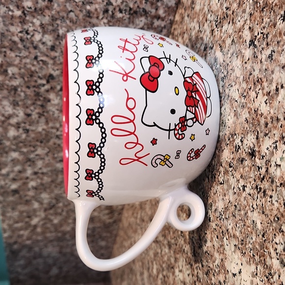 New Hello Kitty Christmas Candy Cane Large Size Coffee Mug - Picture 4 of 5